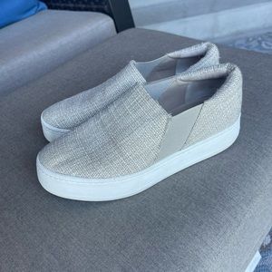 Vince Women’s Shoes sz 8.5